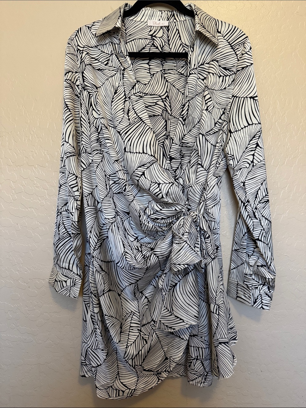 Blush Black & White Leaf-Print Wrap Dress